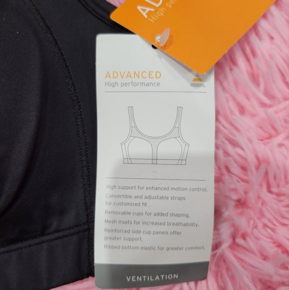 NWT Champion High Performance Bra, Size 34C - Picture 2 of 4
